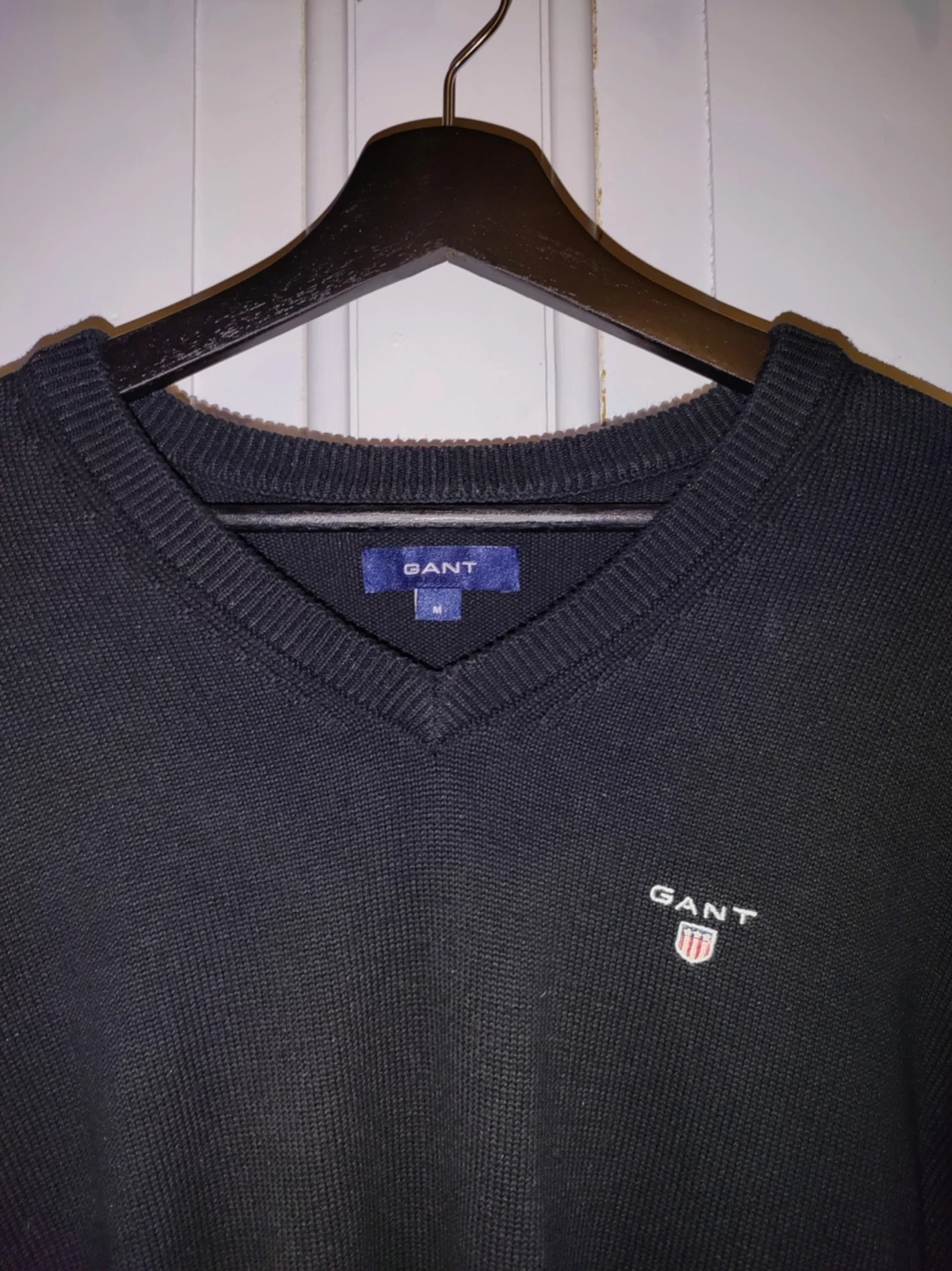 Svart stickad tröja från GANT - 1