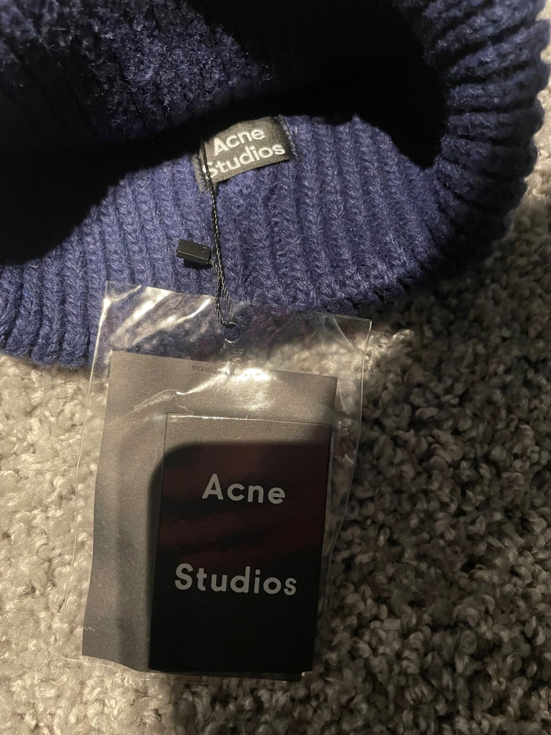 Marinblå stickad mössa Acne Studios - 2