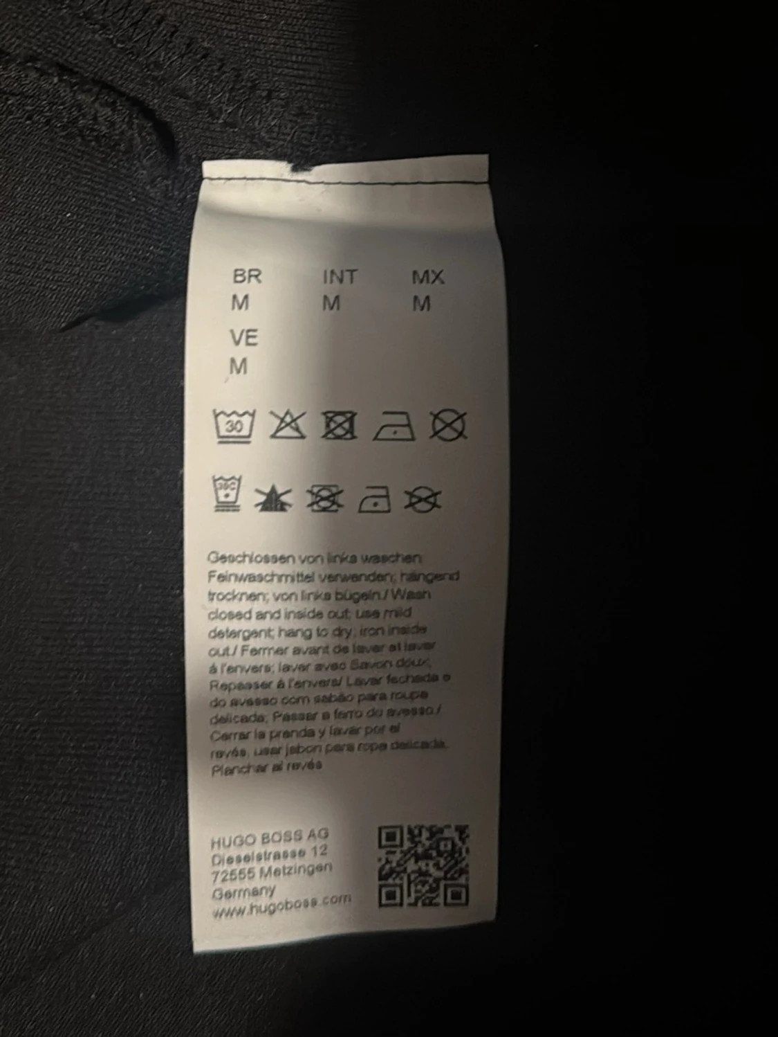 Svart zip-kofta från BOSS, storlek M - 1