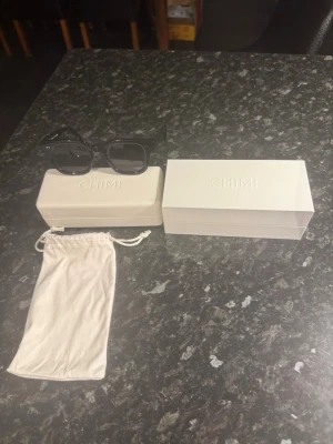 Chimi 04 Black - Chimi 04 i nästintill nyskick, färgen svart. 