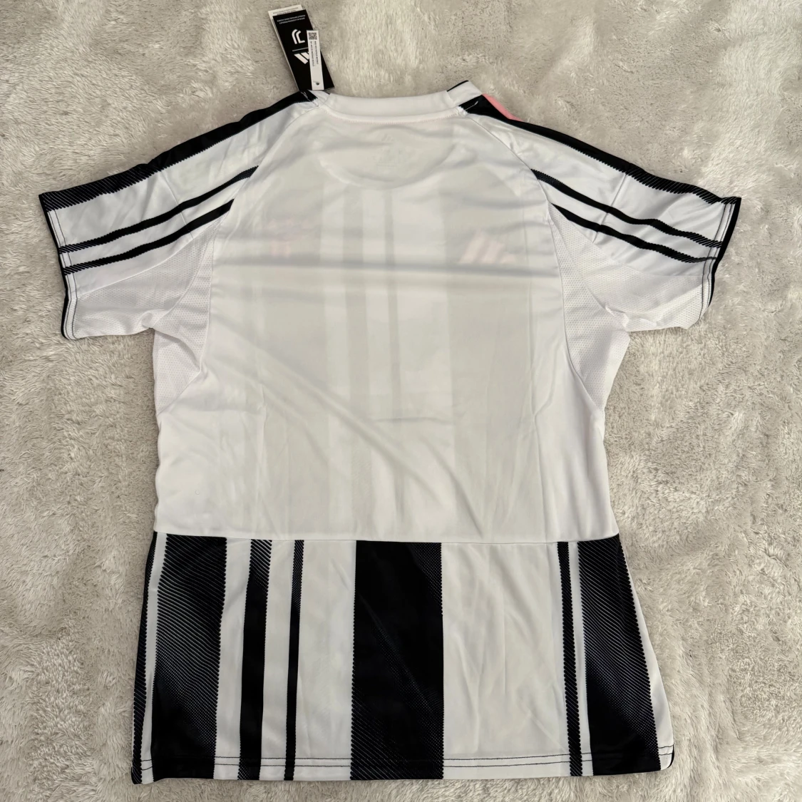 Juventus randig fotbollströja Adidas - 1