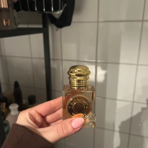 Burberry Goddess EdP 30ml - Burberry Goddess Eau de Parfum i 30 ml. Endast testad