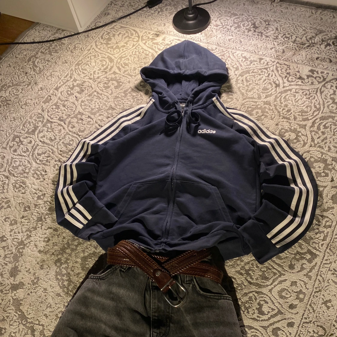 Mörkblå Adidas hoodie med dragkedja - 1