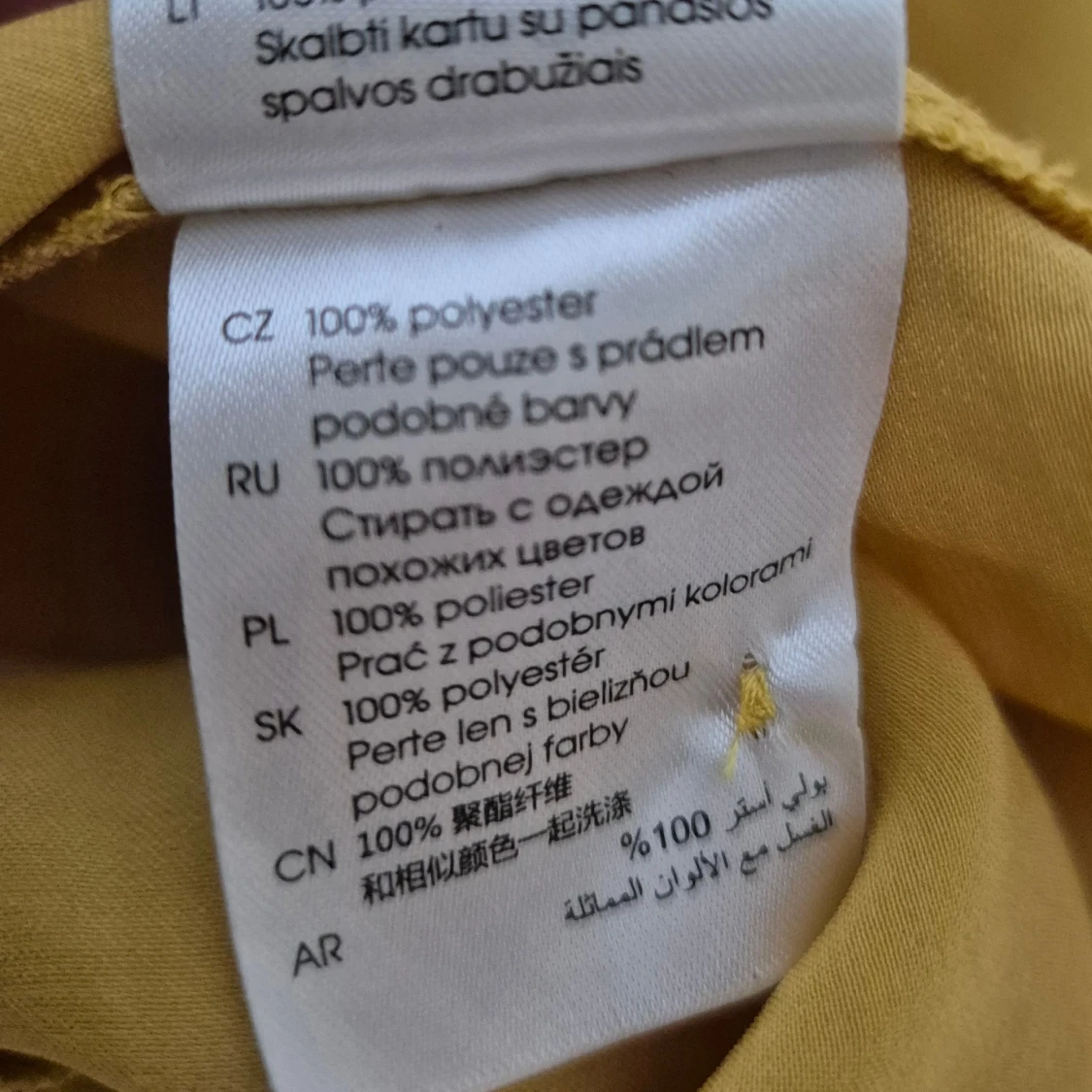 Gul ärmlös topp från Lindex - 4