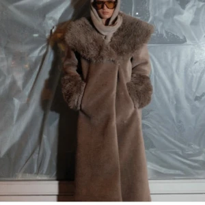 SÖKER!! Arakii kappa - Säker denna kappa från arakii i storlek xs-m 