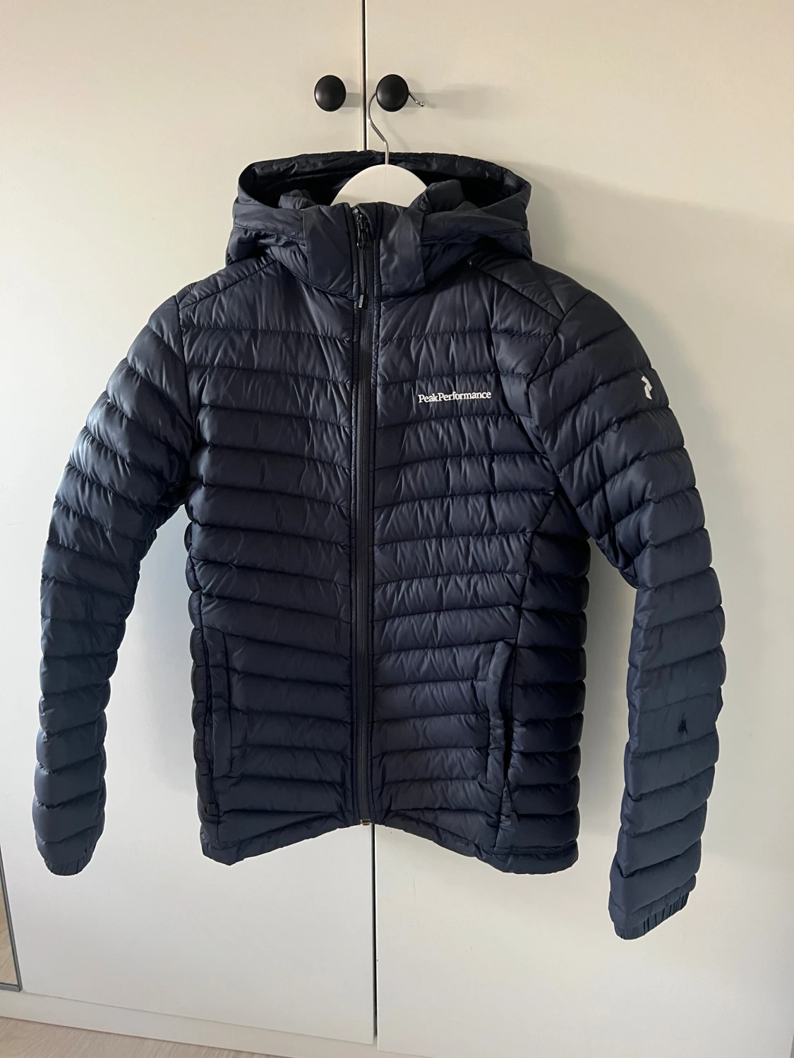 Marinblå dunjacka Peak Performance - 1