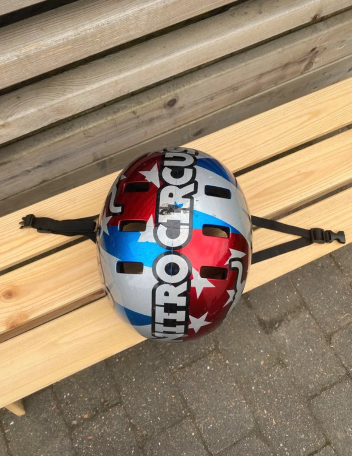 Nitro Circus hjälm från Bell - 2