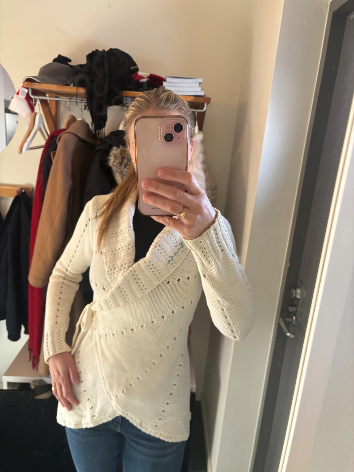 Vit omlottkofta med sjalkrage - 2