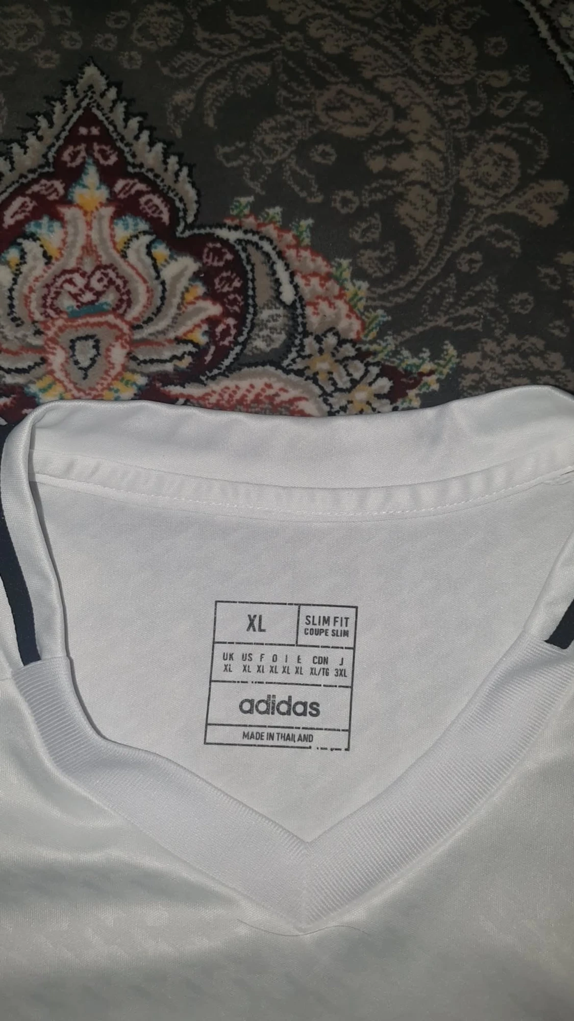 Real Madrid Mbappé 9 Adidas fotbollströja [Användt 3 gånger] - 4