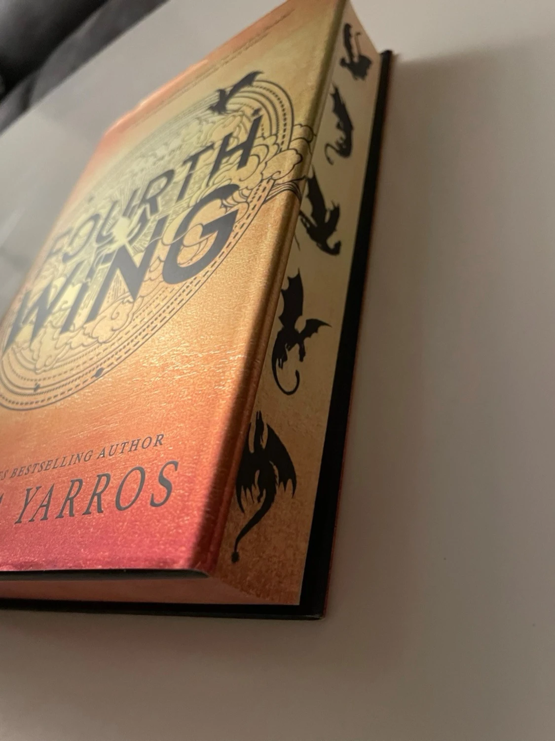 Fourth Wing av Rebecca Yarros  - 2