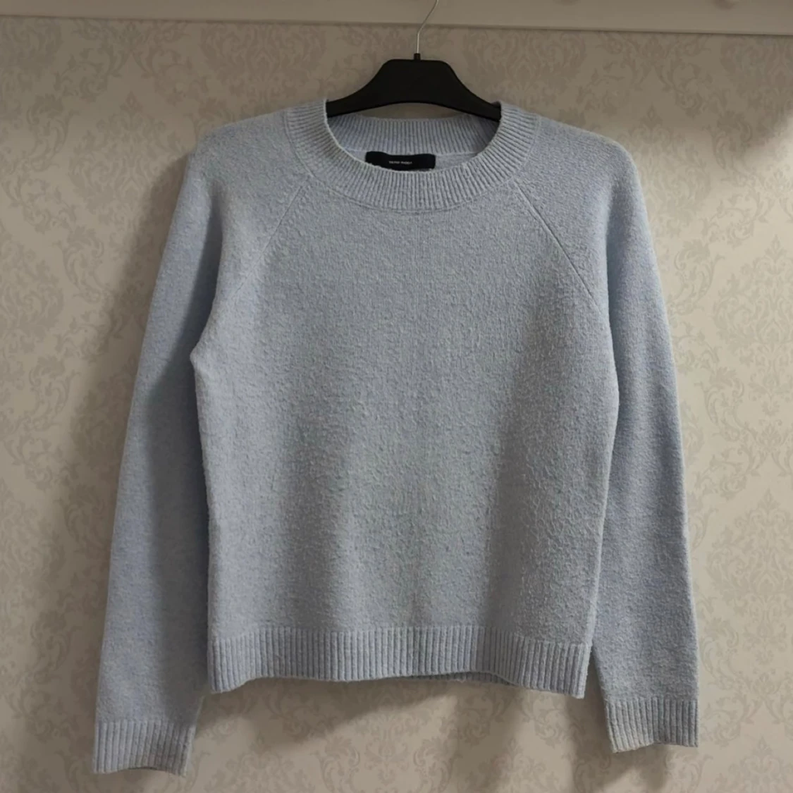 Ljusblå stickad tröja - 1