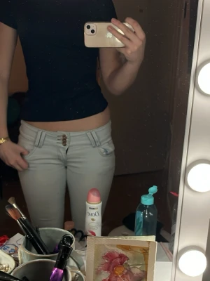 Mörk blå topp - Mörk blå topp från Intimissimi 🩵size s🤍