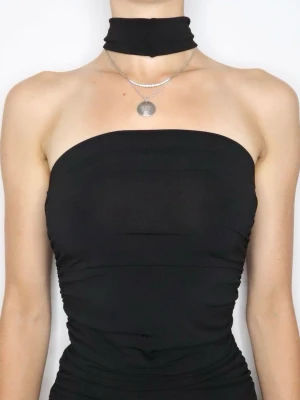 topp med krage - topp från amisu i storlek xs. använd ”köp nu”. 25/1-2026