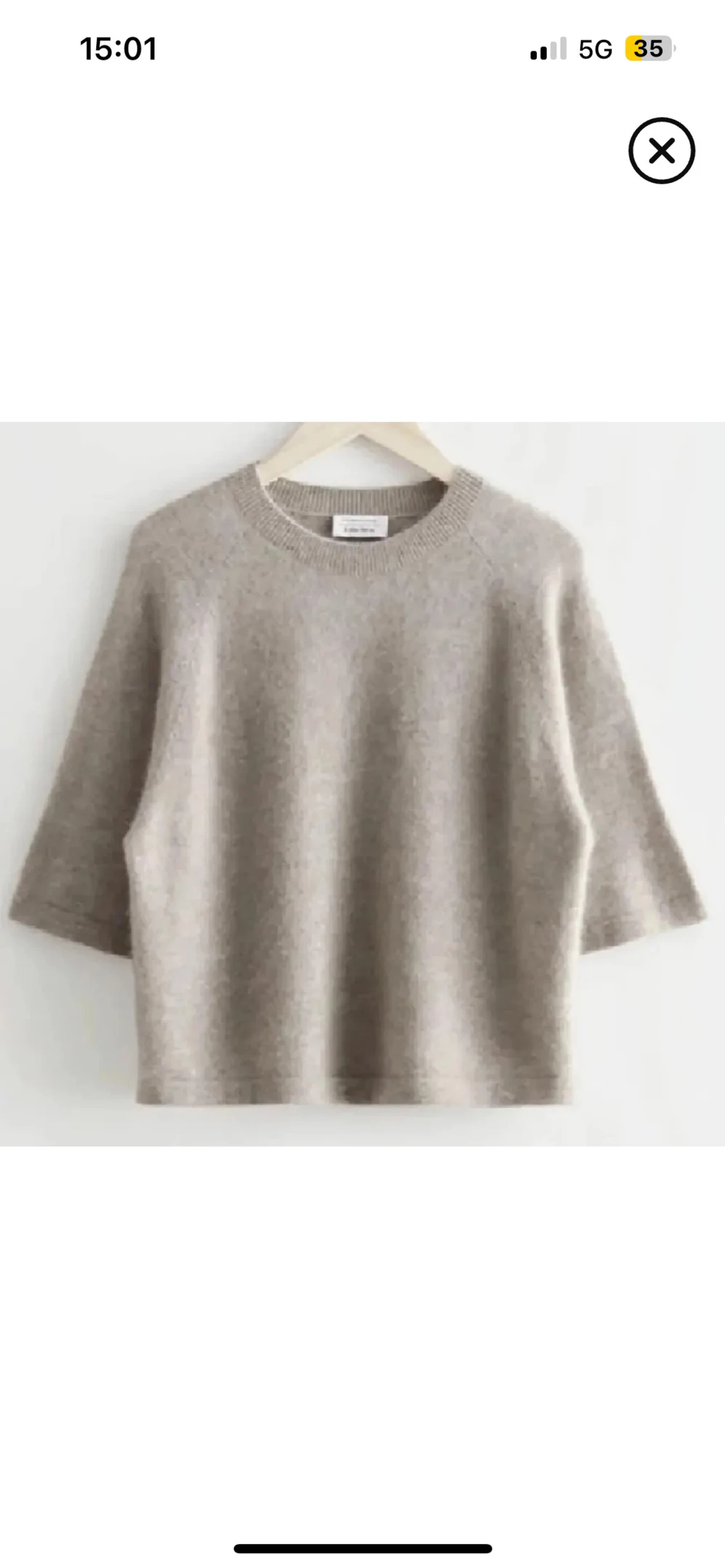 Beige stickad tröja med trekvartsärm