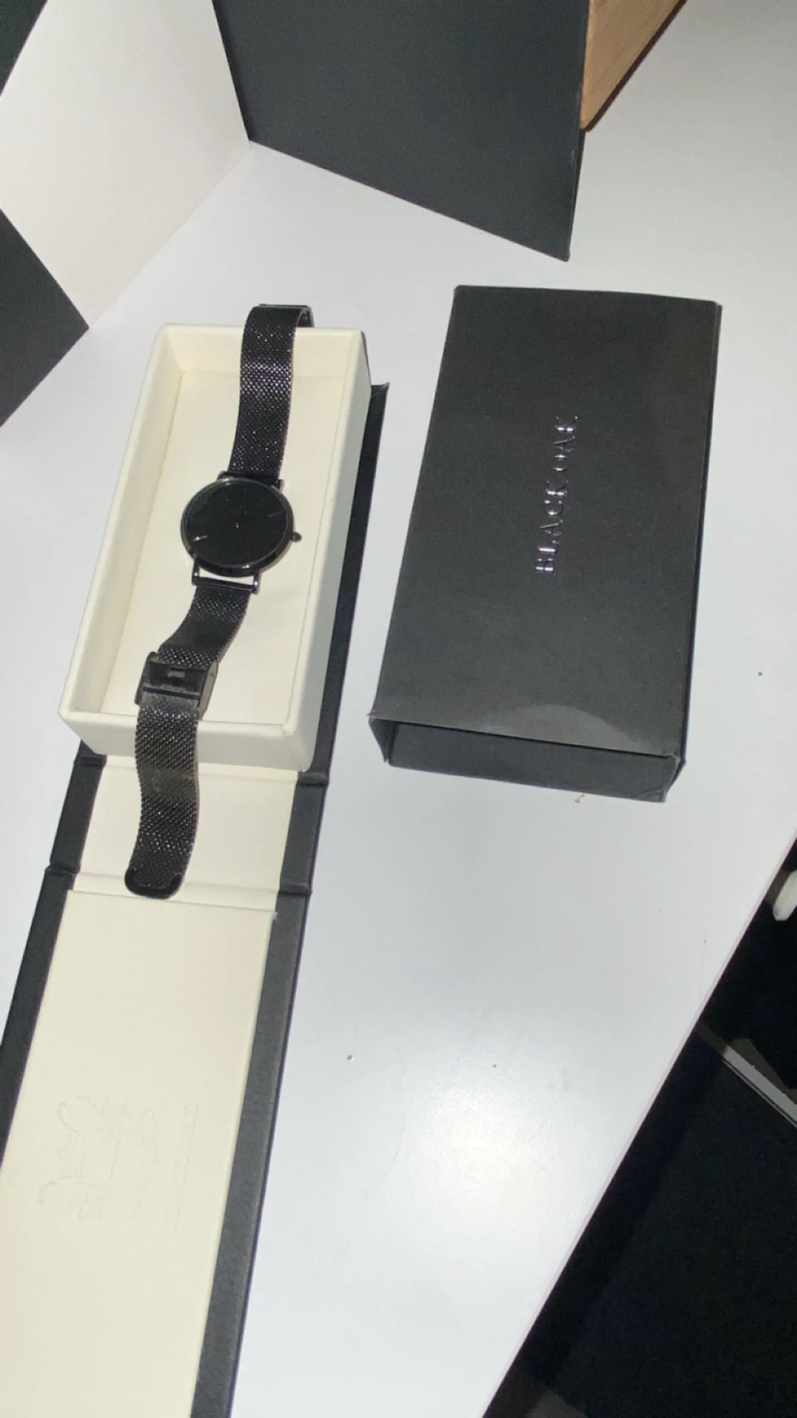 Svart klocka från Black Oak - 1