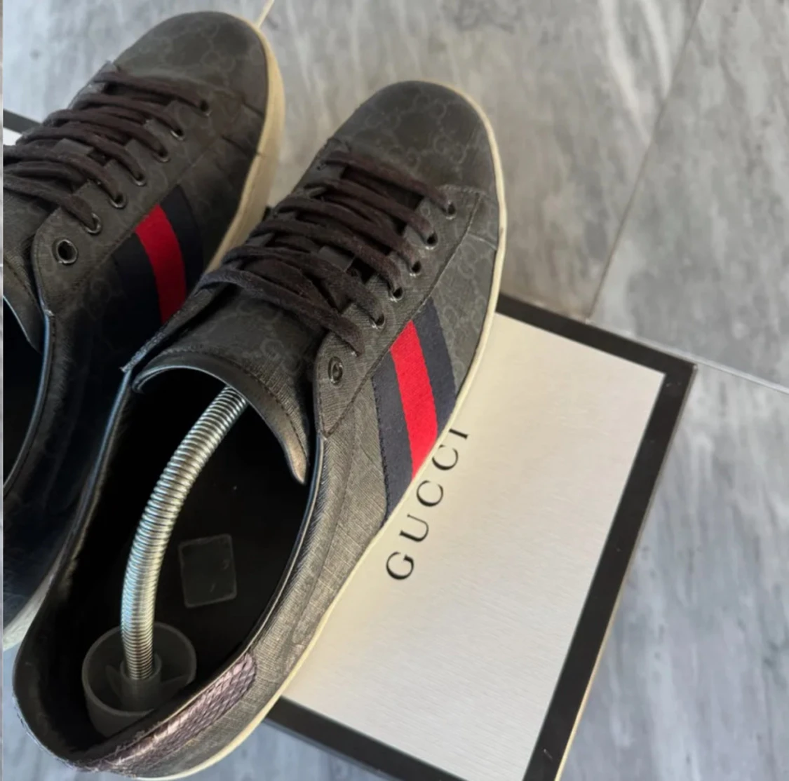 Gucci sneakers med GG-mönster - 1