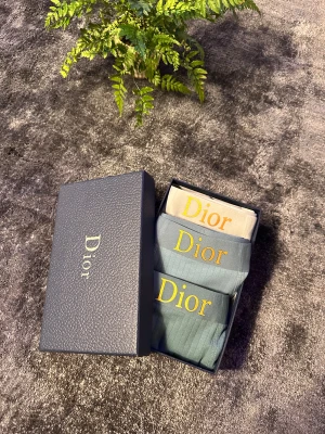 Dior Underwear – Storlek L 🩲 - Passar ca 170 cm ± 👤 Färger: grå, blå och grön 🎨 Snygga, bekväma och exklusiva ✨ Snabb leverans 🚚💨 