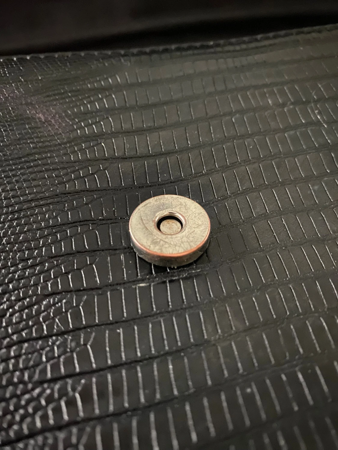 Svart axelväska med kedjedetaljer - 3