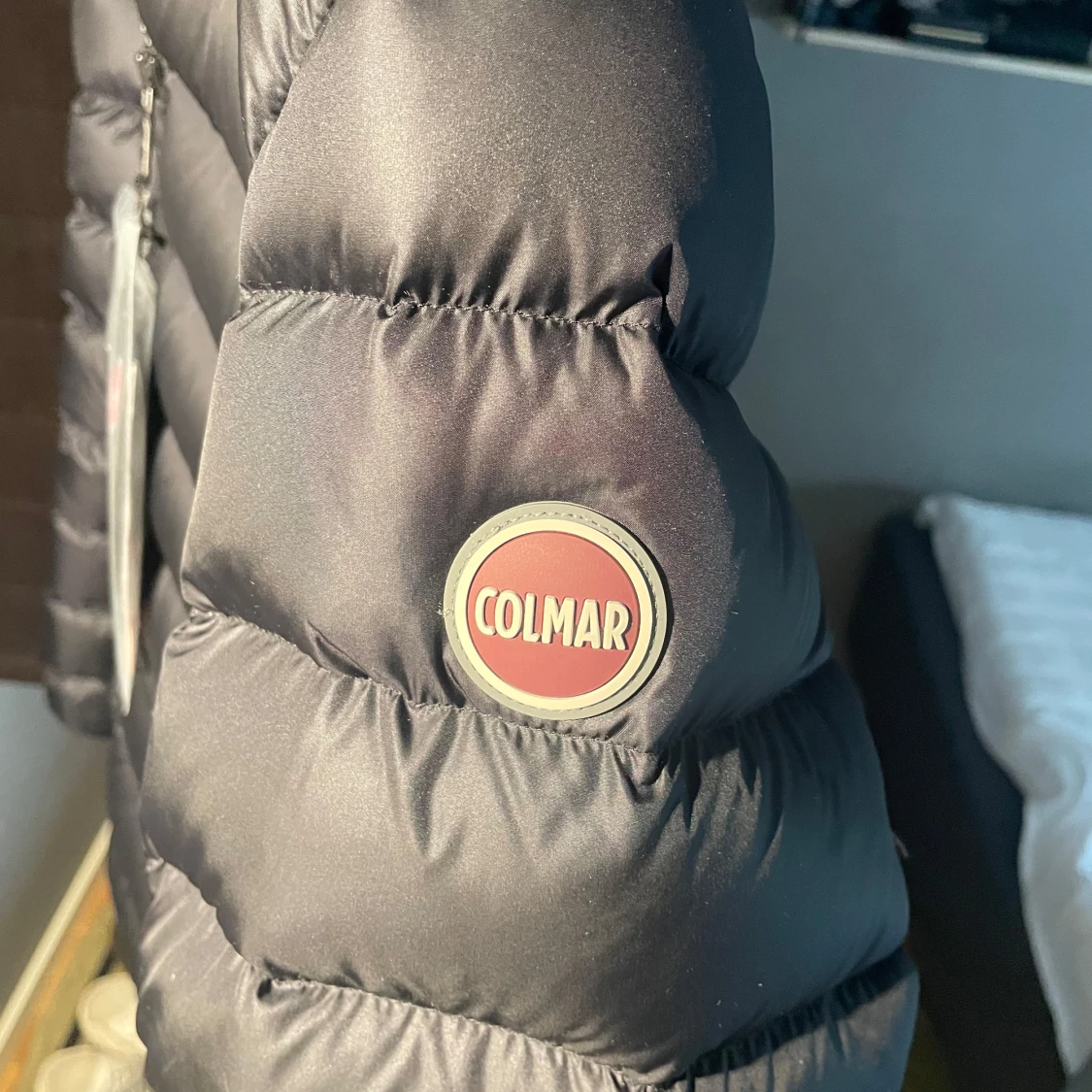 Svart pufferjacka från Colmar - 4