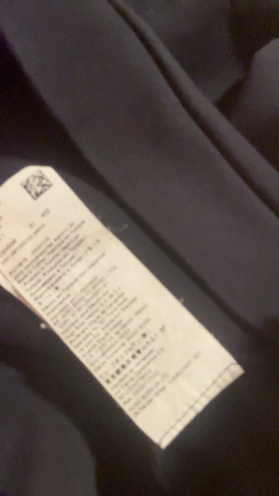 Svart hoodie från BOSS med snörning