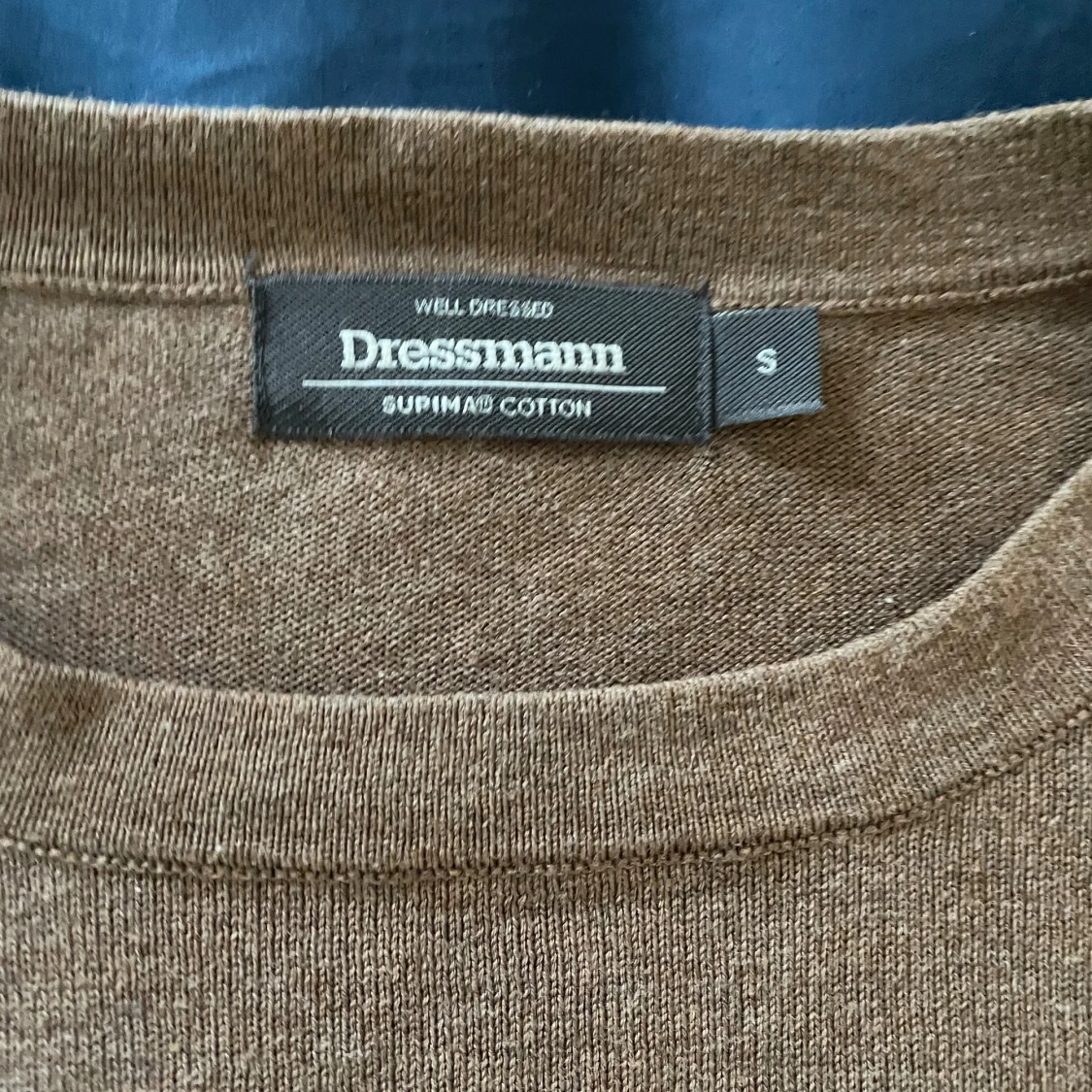 Beige bomullströja från Dressmann - 2