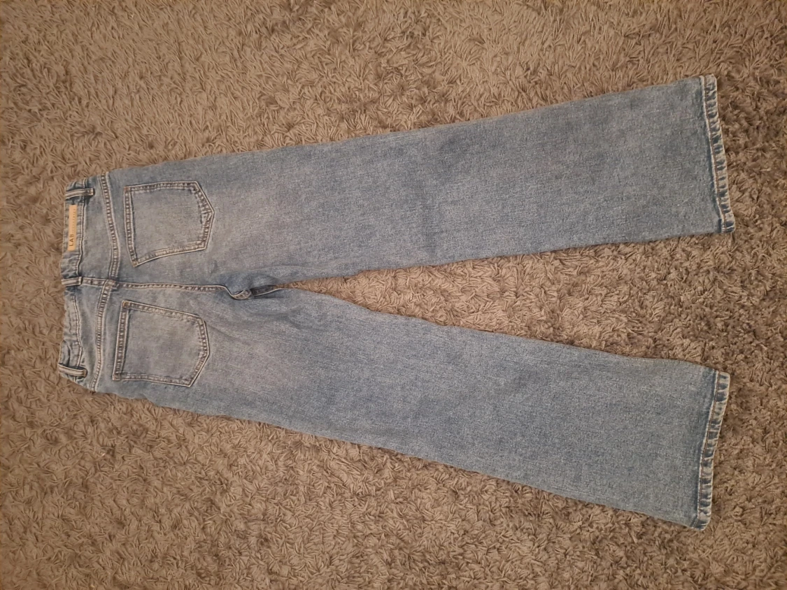 Blå wide jeans från LAB Industries - 1