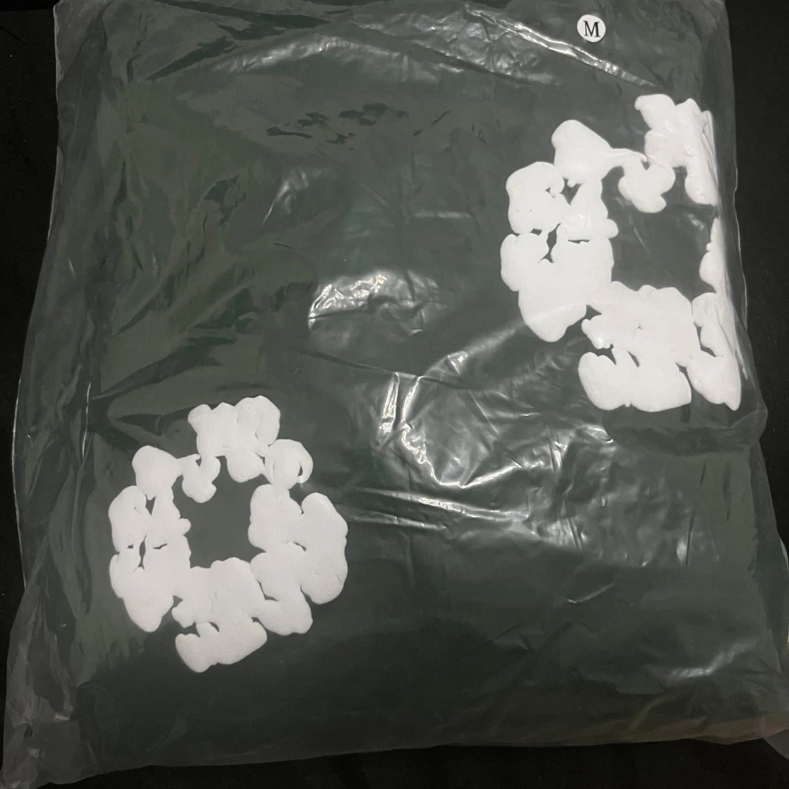 Grön hoodie med vita blommor - 1