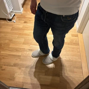 Jeans från Jacob Cohën - Jacob cohen jeans sparsamt använda utan några defekter. Säljer pågrund att dom inte kommer till användning.