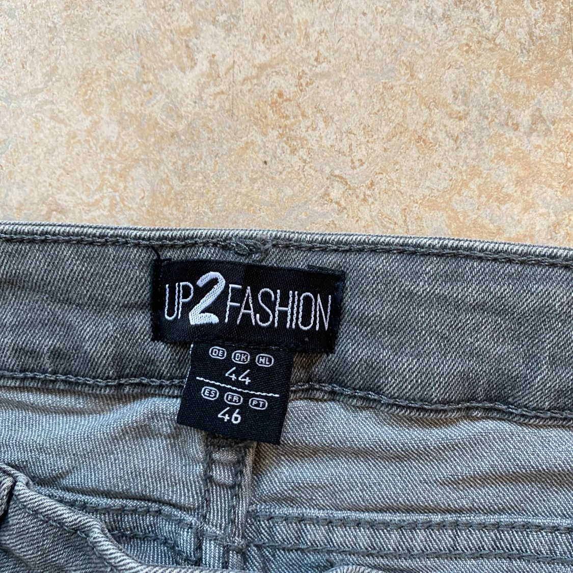 Grå skinny jeans från Up2Fashion - 2