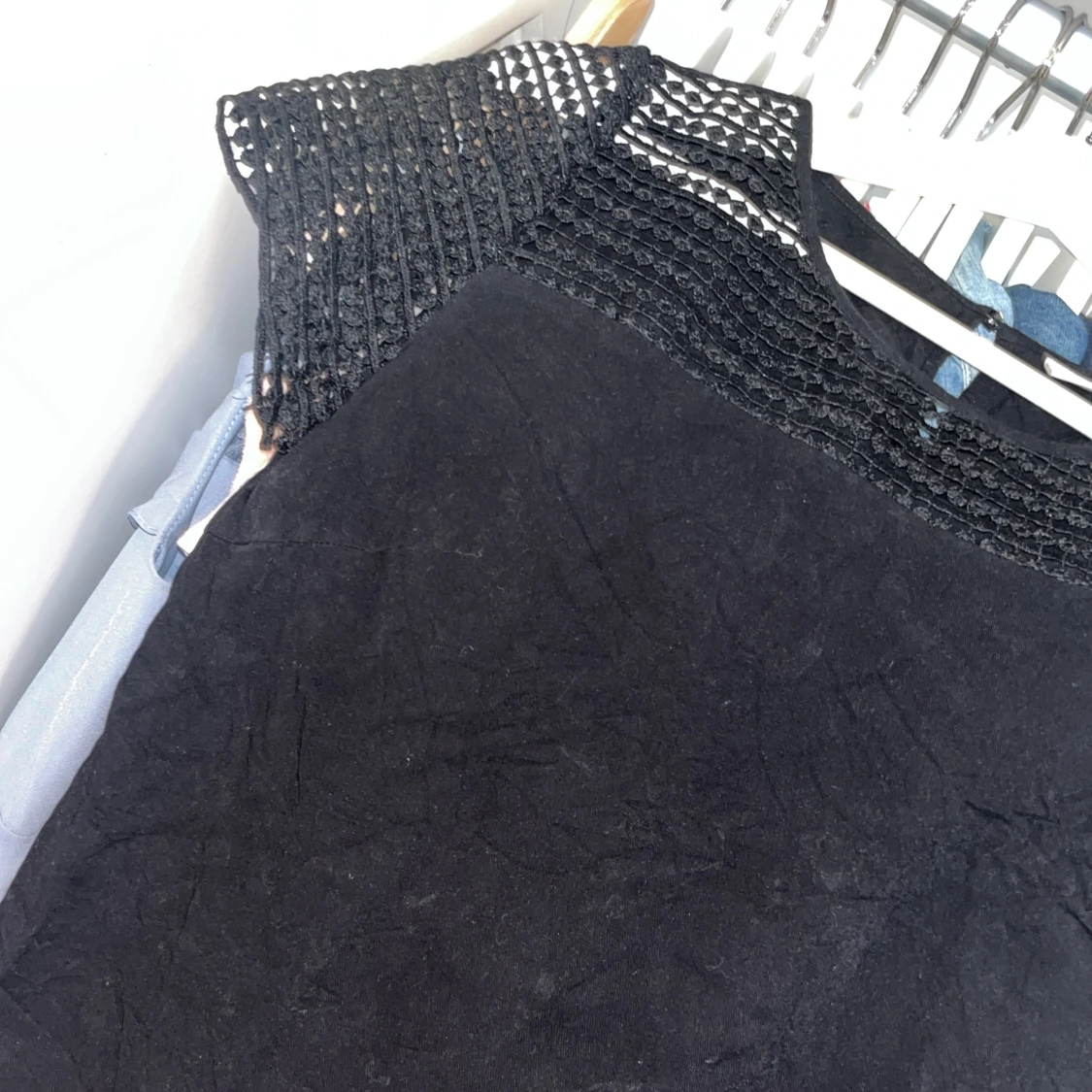 Svart blus med spets från Vila i XS❤️ - 4