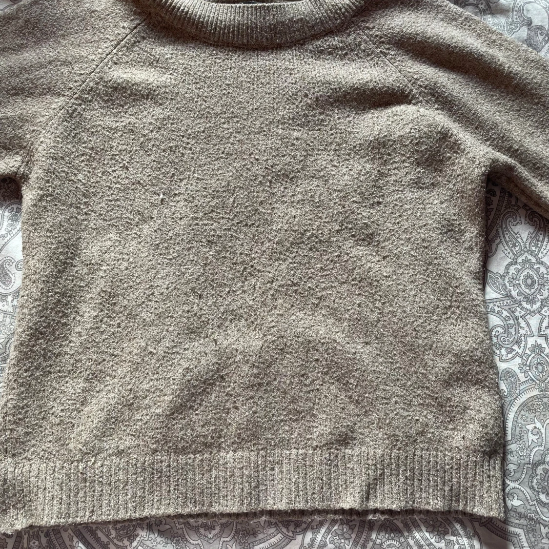 Beige stickad tröja från Vero Moda