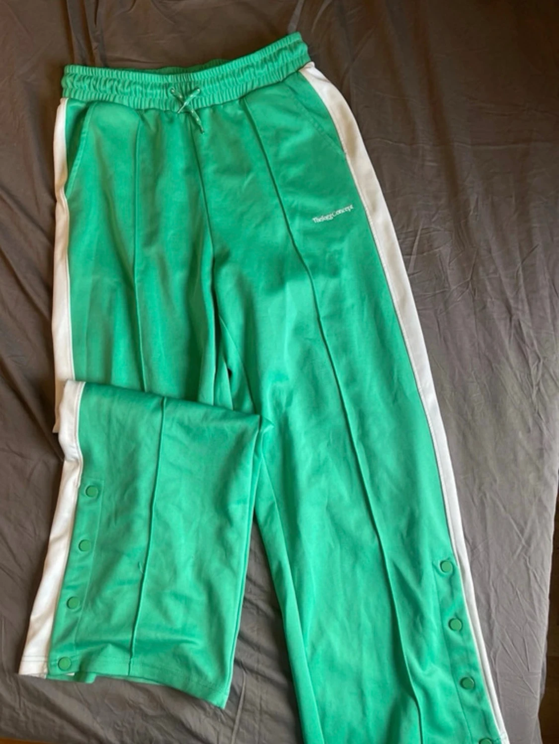 Gröna mjukisbyxor ThefoggConcept - 1