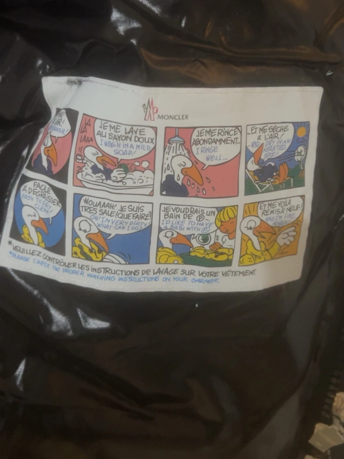 Svart Moncler dunjacka med huva - 4