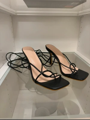 Klackskor med snörning - Aldrig använda👠