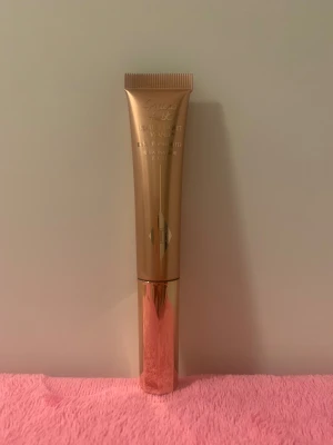 Charlotte Tilbury highlighter wand i Pillow Talk Original - Ny och oanvänd