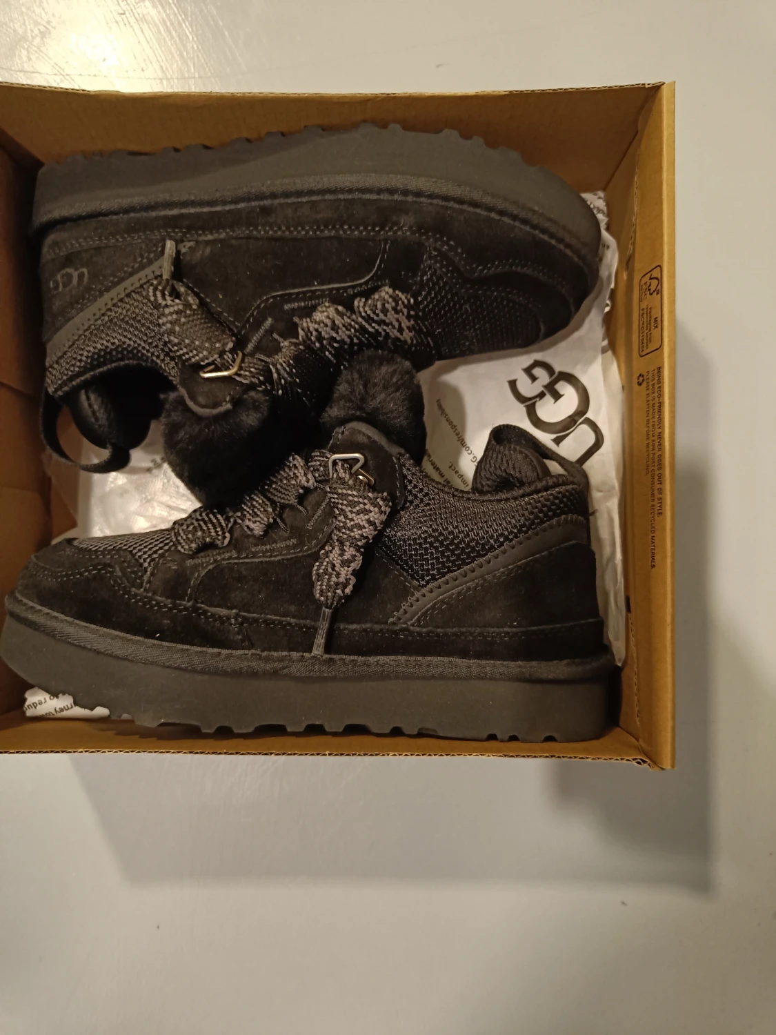 Svarta UGG lowmel boots - 1