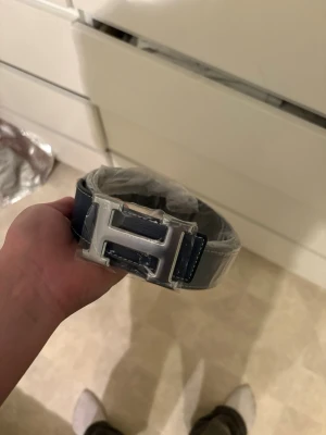 Her.mes bälte  - Her mes bälte 