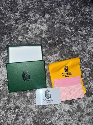 Plånbok  - Helt ny plånbok riktigt stilig och snyggt 