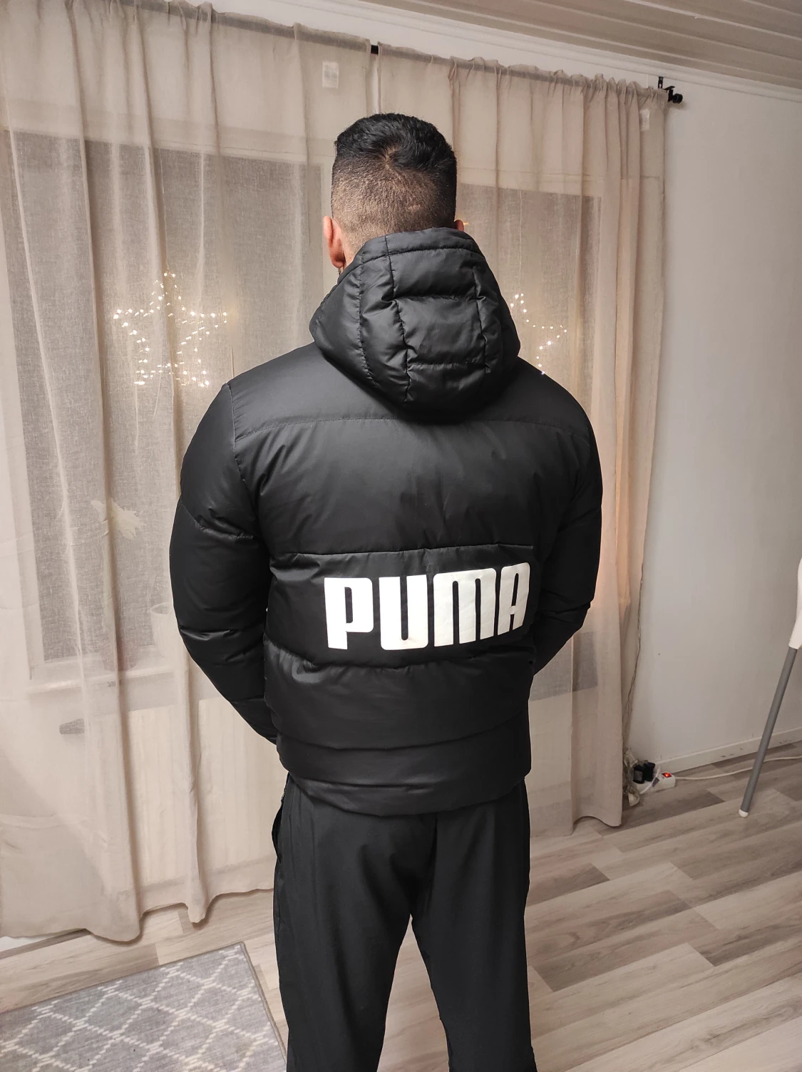 Svart pufferjacka från Puma - 1