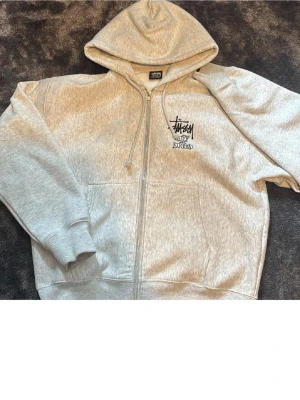 Stussy  - Snygg stussy plag 