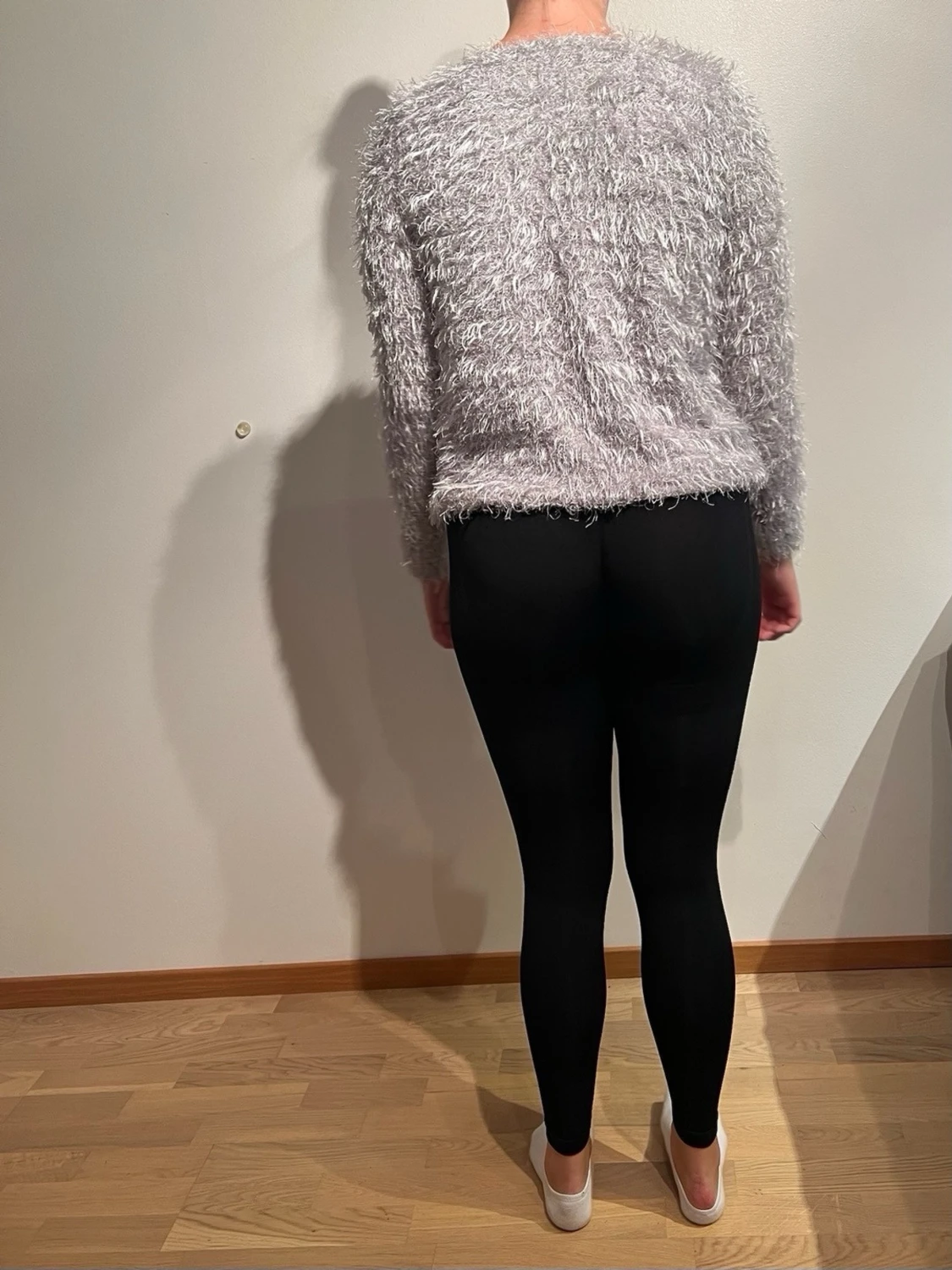 Silver/grå-glittrig kofta, Vero Moda. - 1