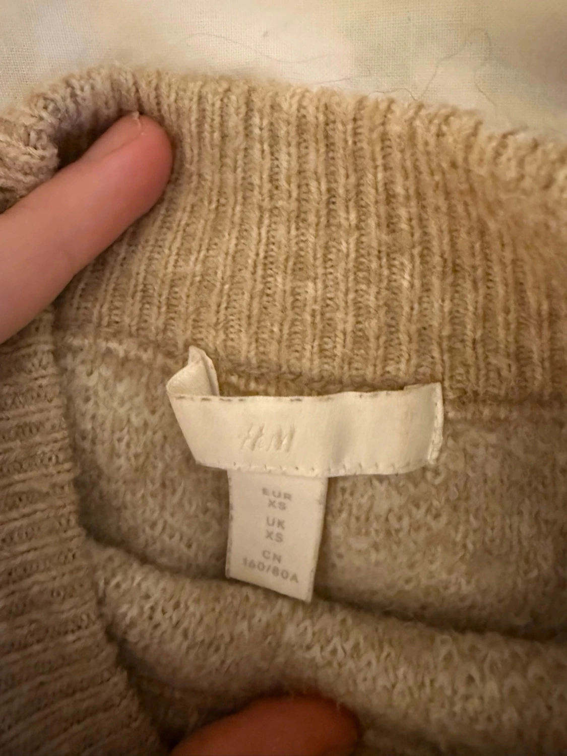 Beige stickad tröja med hundtandsmönster H&M - 3