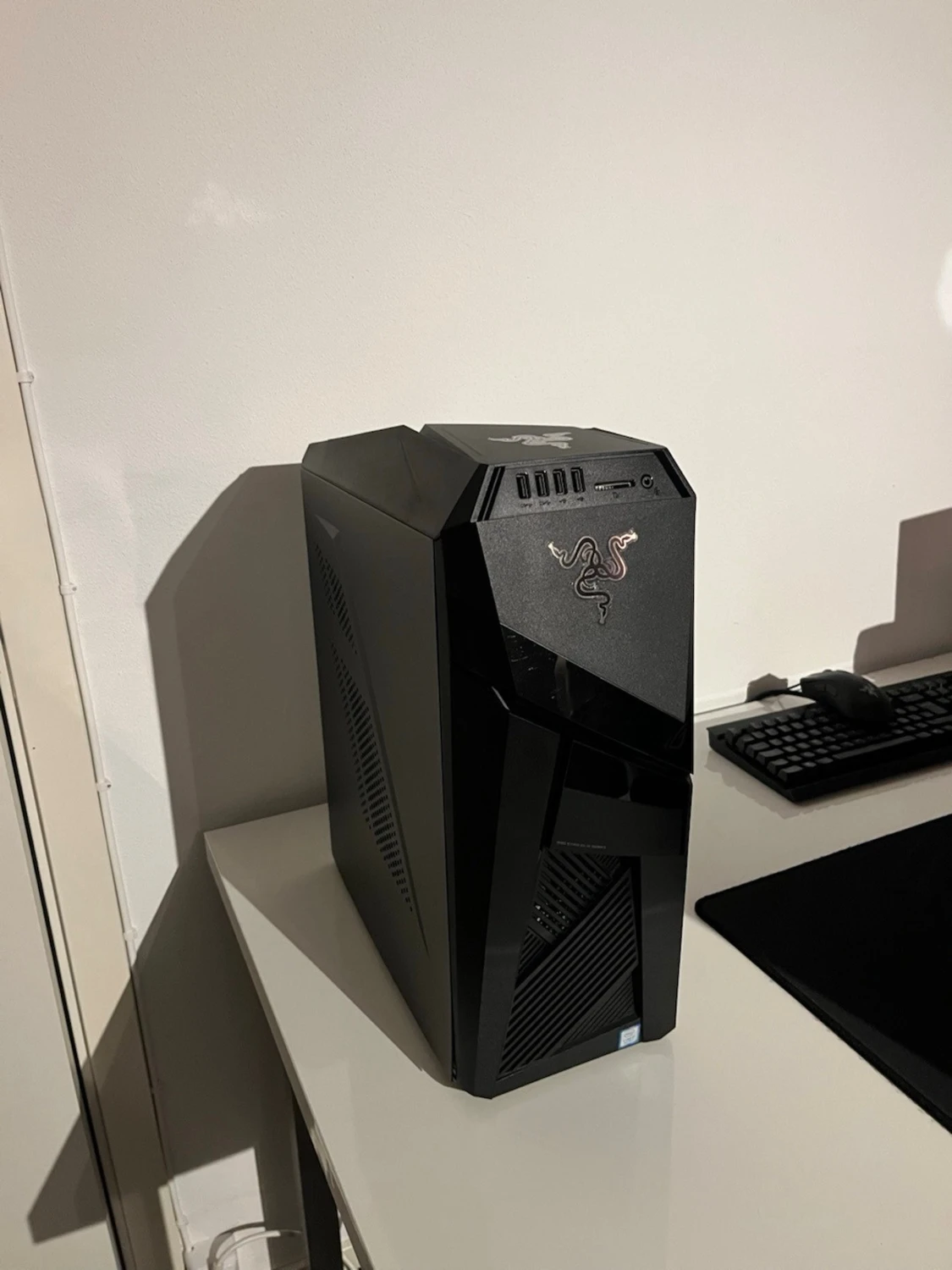 ASUS ROG Stationär Dator i7-8700 GTX1070