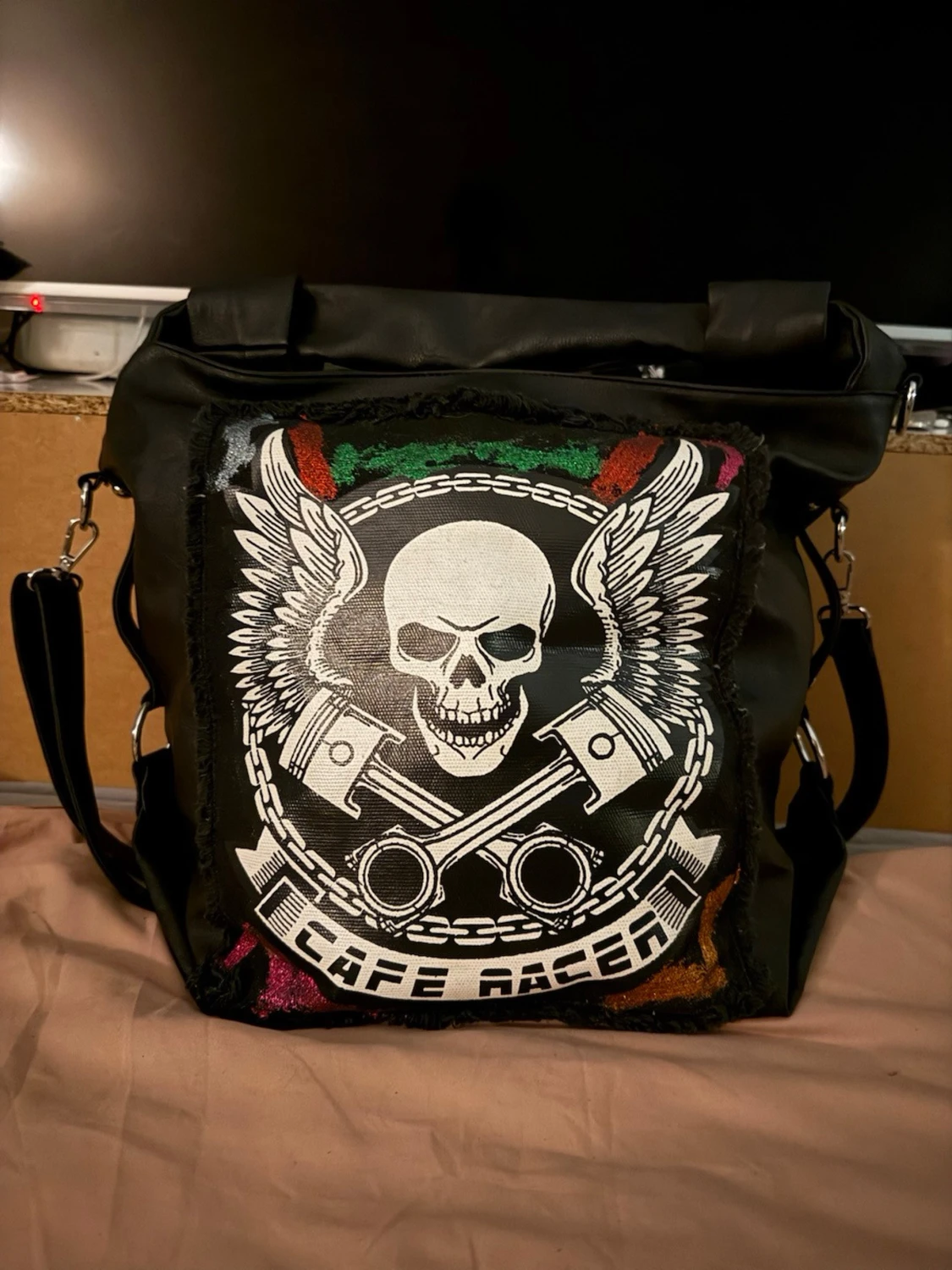 Svart axelväska cafe racer 