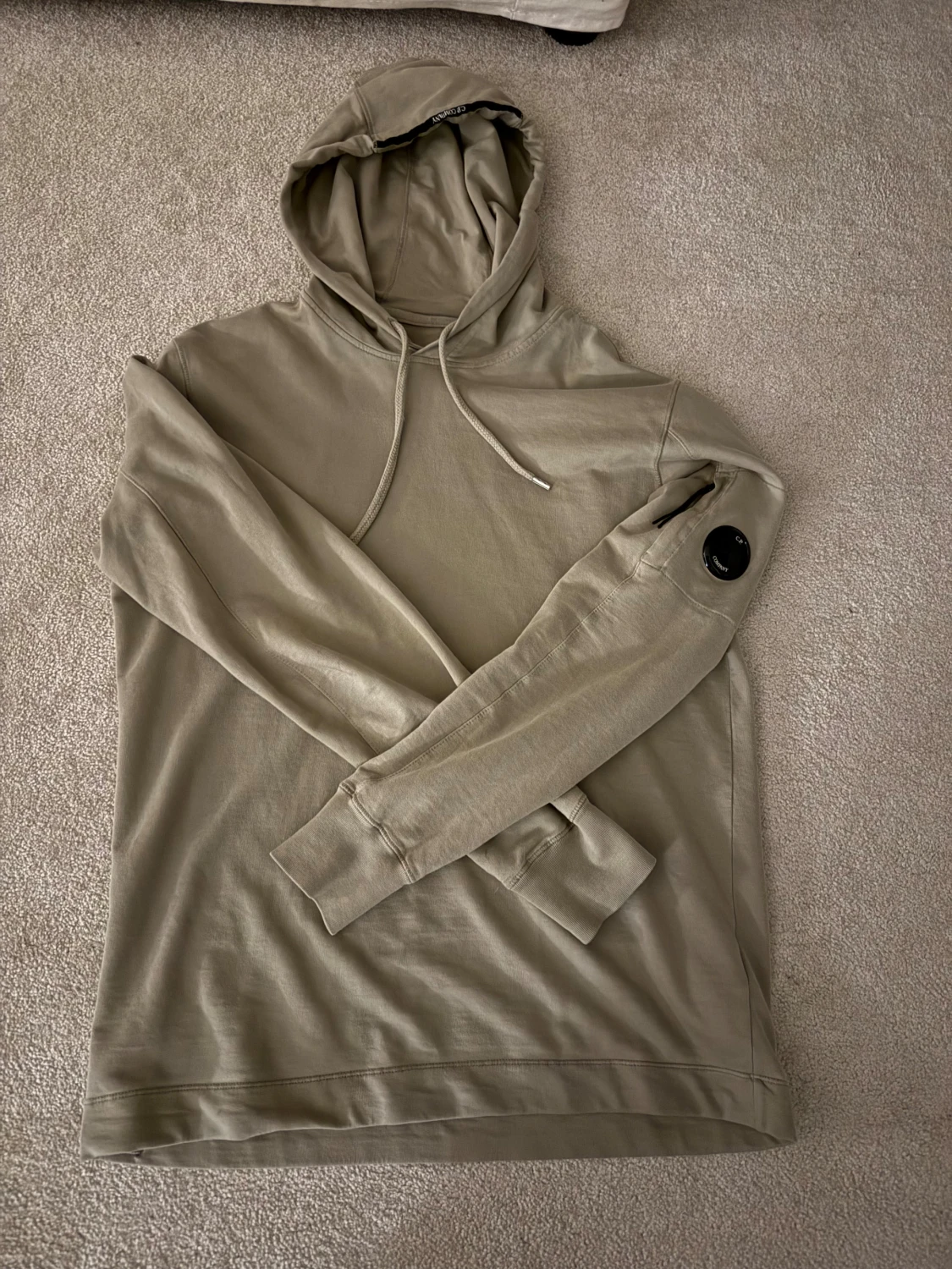 Beige hoodie från C.P. Company