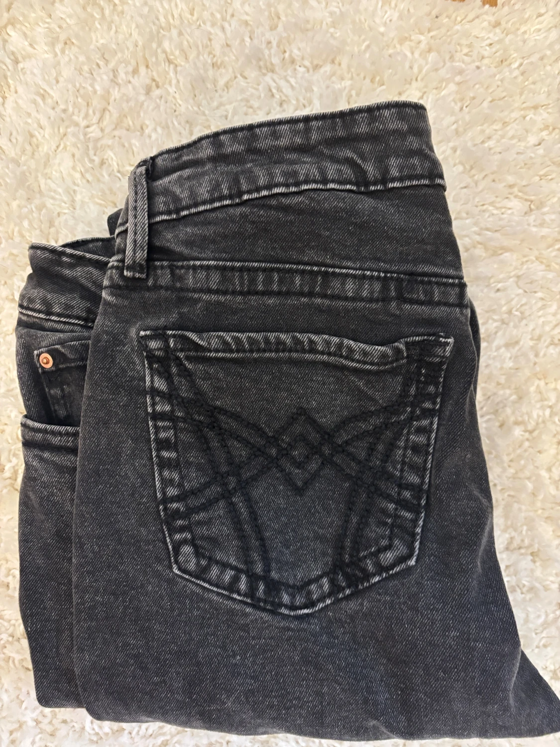 Ginatricot lågmidjade jeans  - 1