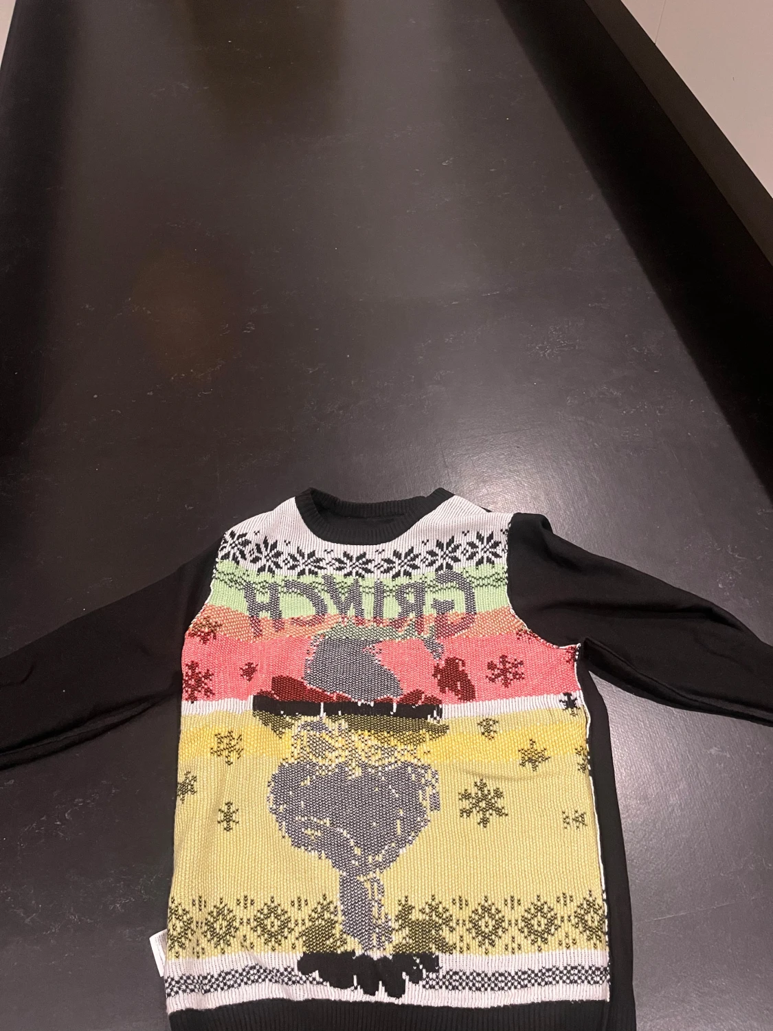 Svart Grinch jultröja från H&M - 3