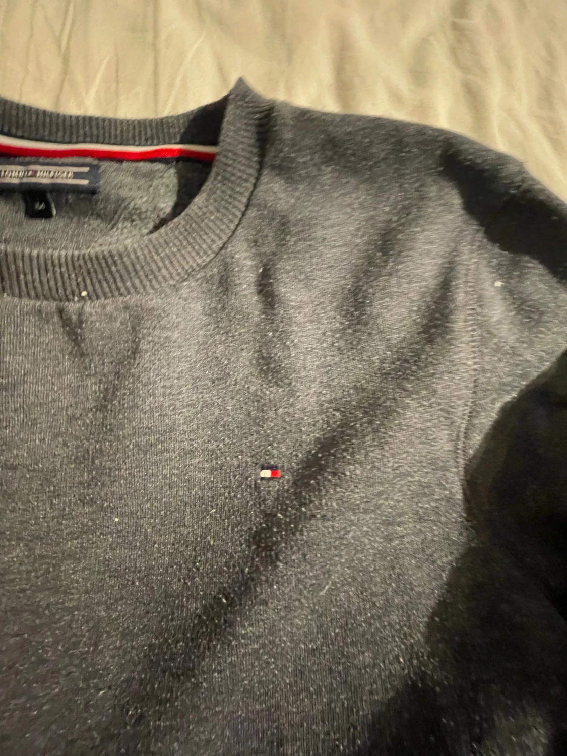 Mörkblå/grå sweatshirt från Tommy Hilfiger - 2