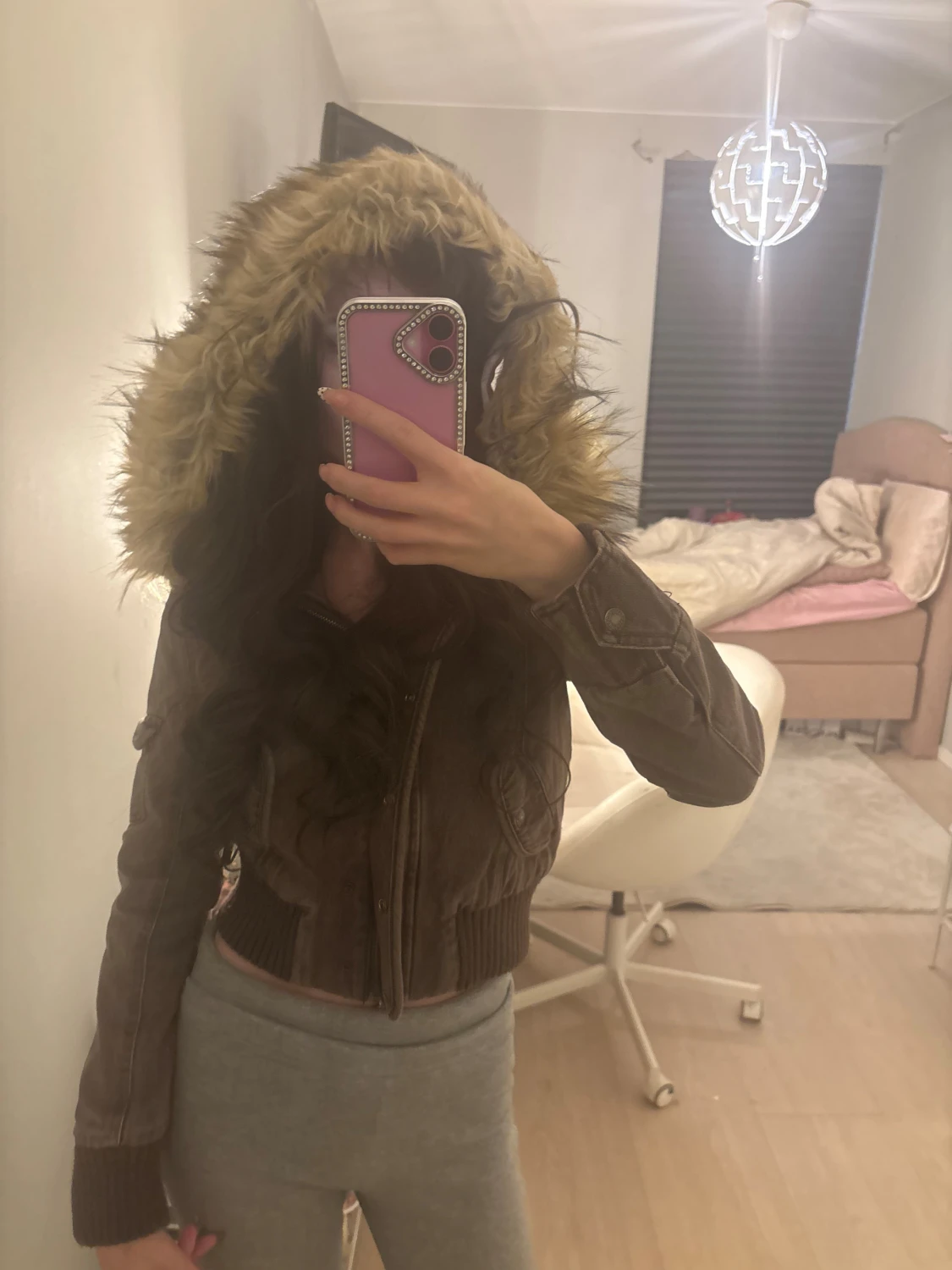 Brun bomberjacka med fuskpäls från Gabrielle's Vault - 4