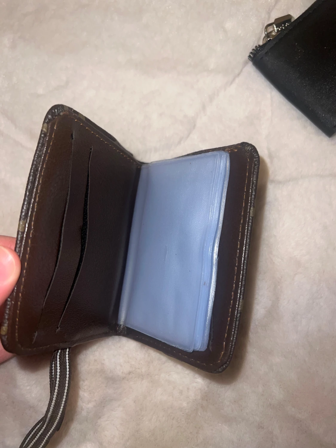 Brun korthållare - 1